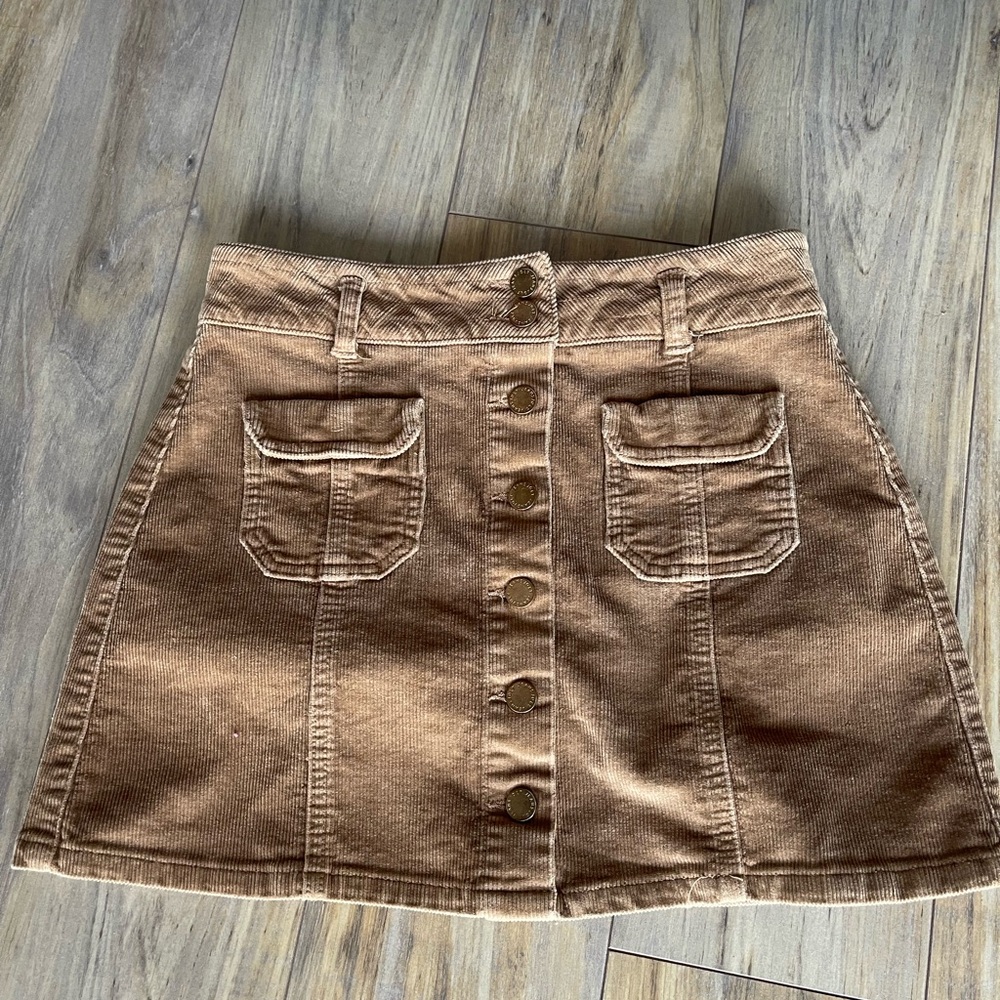 Jolt Corduroy Skirt